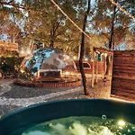 Berenice Glamping Luxe tent
