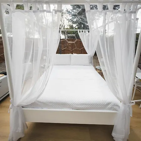 Berenice Glamping ラグジュアリーテント
